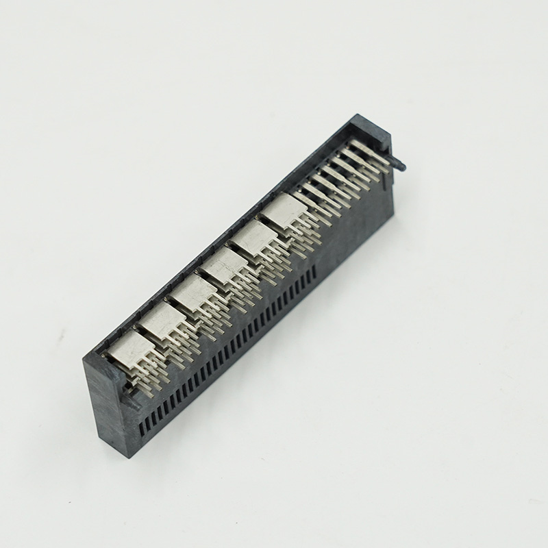 J20-254026229-62100  高功率卡边缘连接器90度（High power card edge connetors）